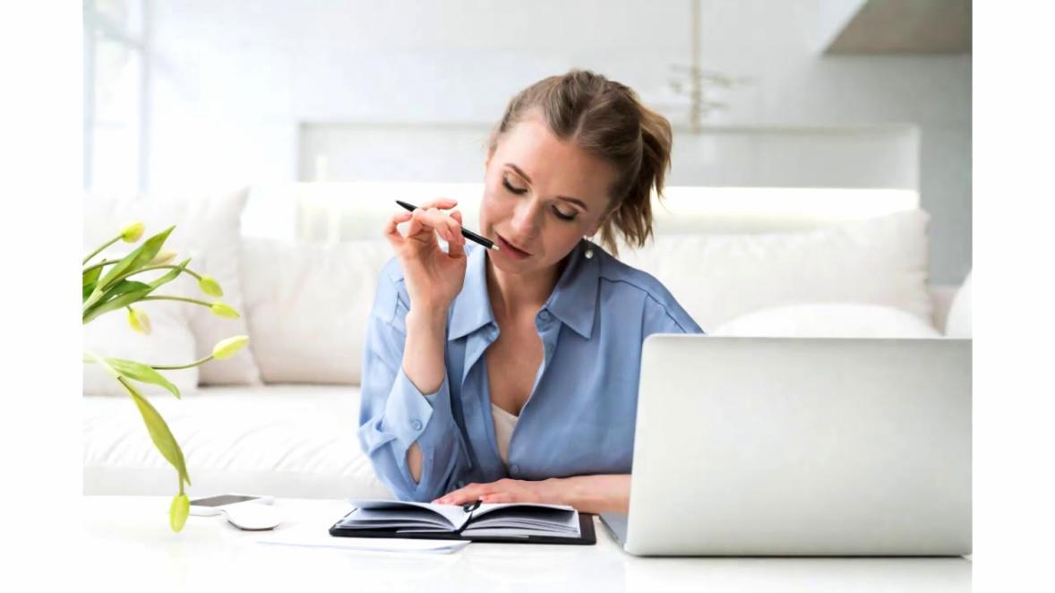 Structured learning materials for developing corporate finance and analytical skills